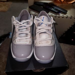 Jordan 11 Low Preschool size 1y